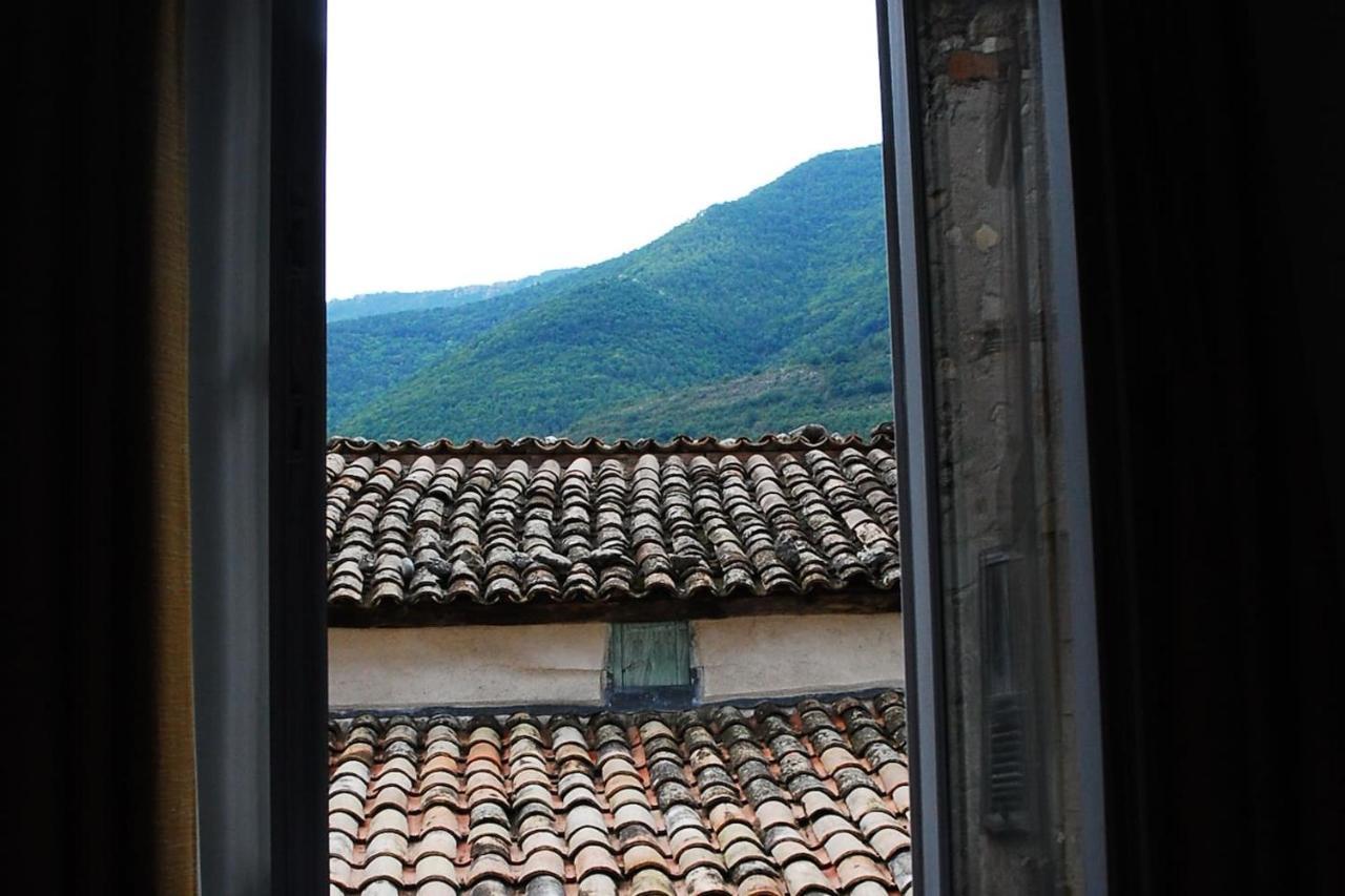 Les Gites D'Intervalles อ็องเทรอโวซ์ ภายนอก รูปภาพ